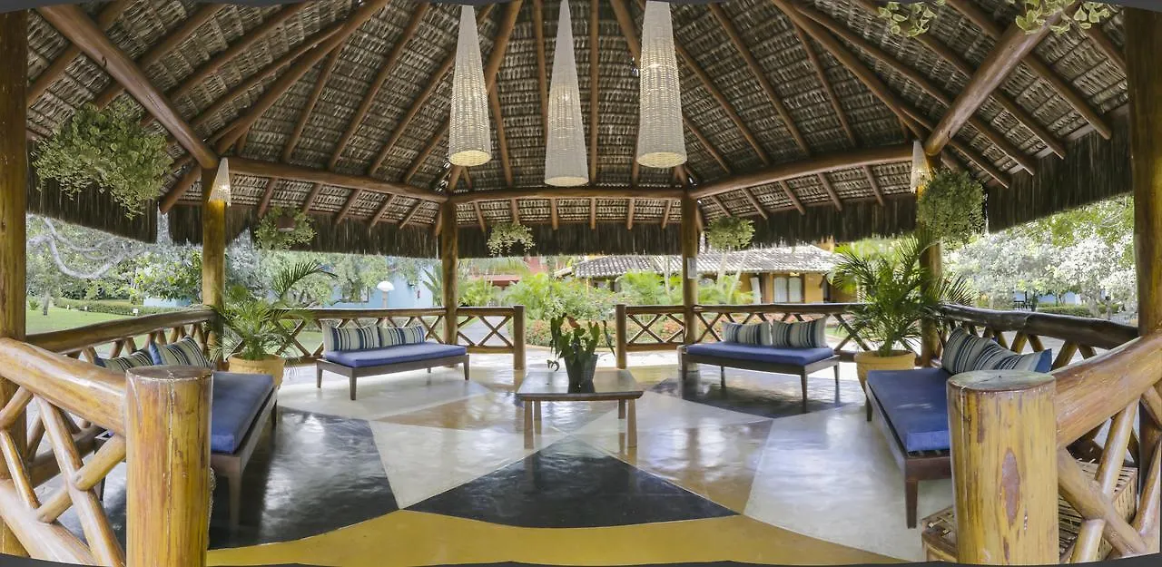 Mar Paraiso Hotel Porto Seguro 4*,